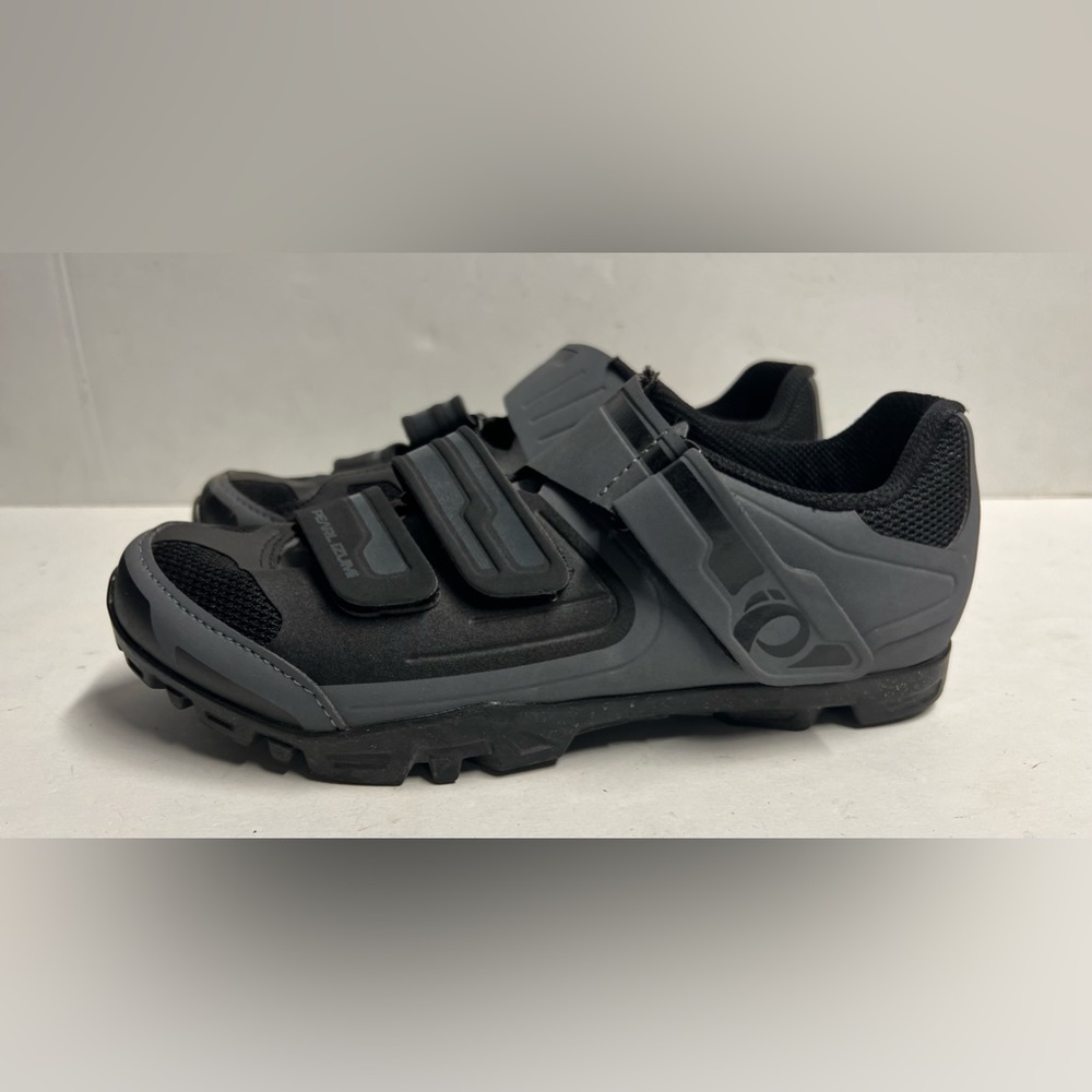 Pearl Izumi All Road V4 Womens Cycling Shoes Cleats Bicycle Size EU 39 / US 7.5